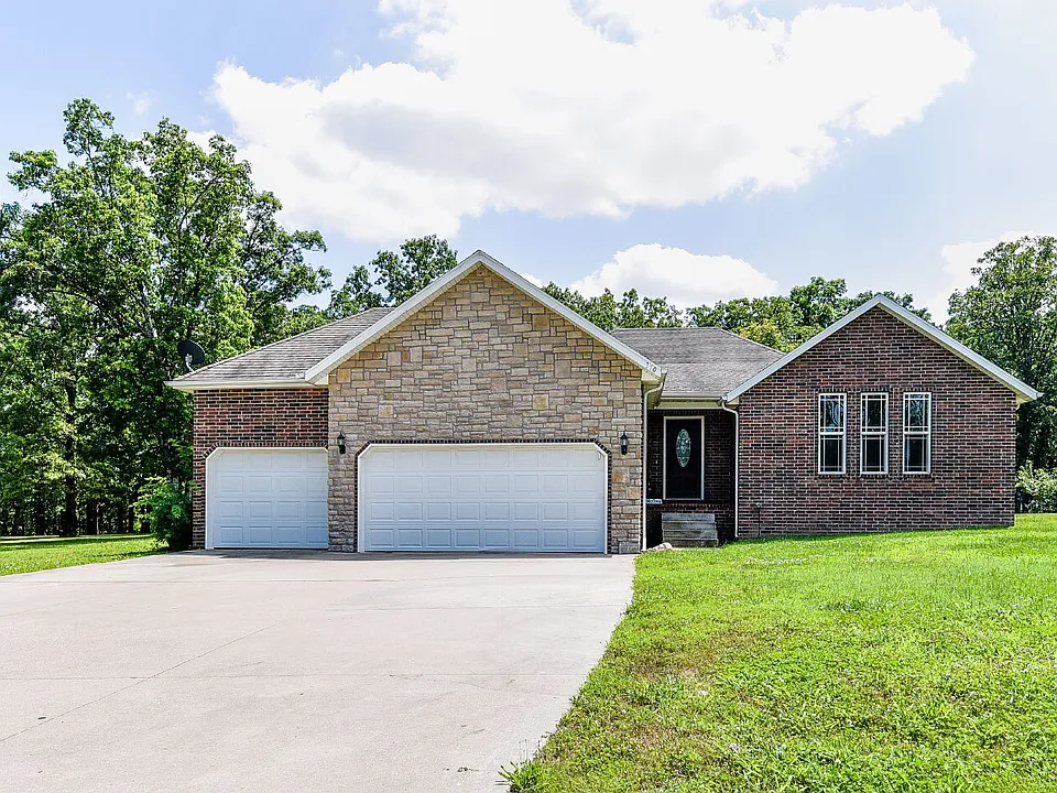 370 Southwoods Way