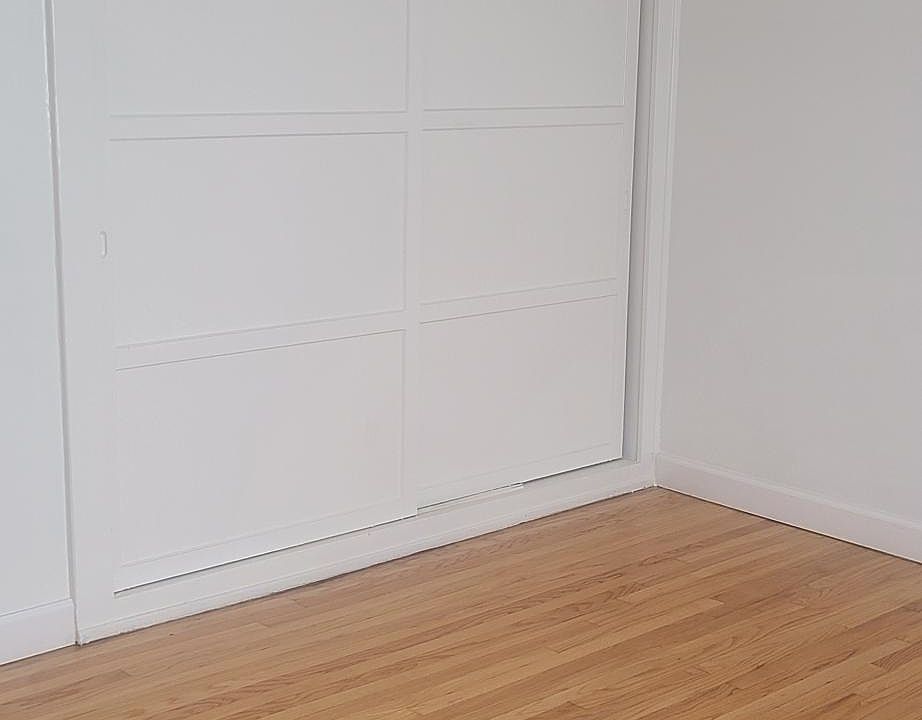 1st image of 1224 N Mansfield Ave #8