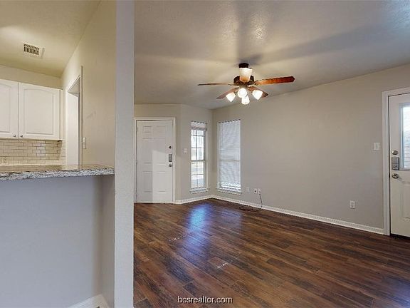 5th image of 1137 Oney Hervey Dr