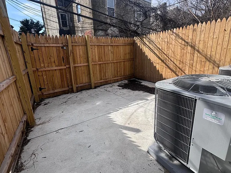 5012 W Stiles St #1 — Photo 9