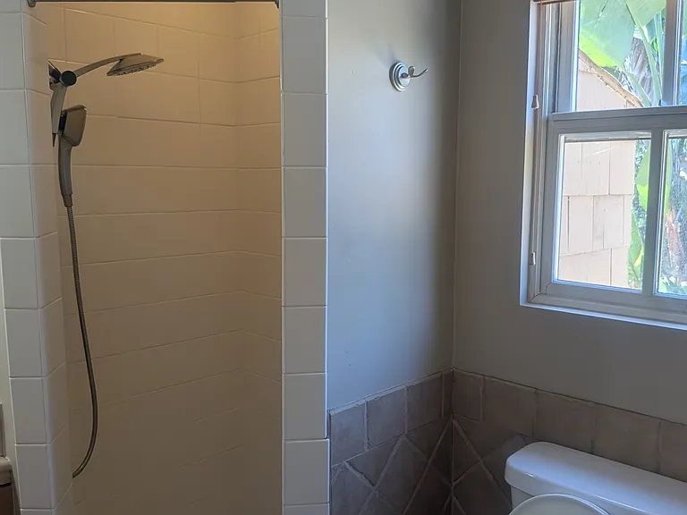 5648 Calzada Del Bosque — Photo 15