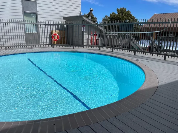 137 Laurel Mountain Rd #304, Mammoth Lakes, CA 93546