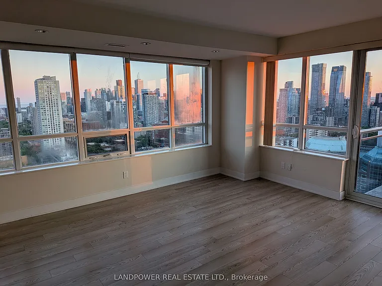 28 Linden St #2806 — Photo 7