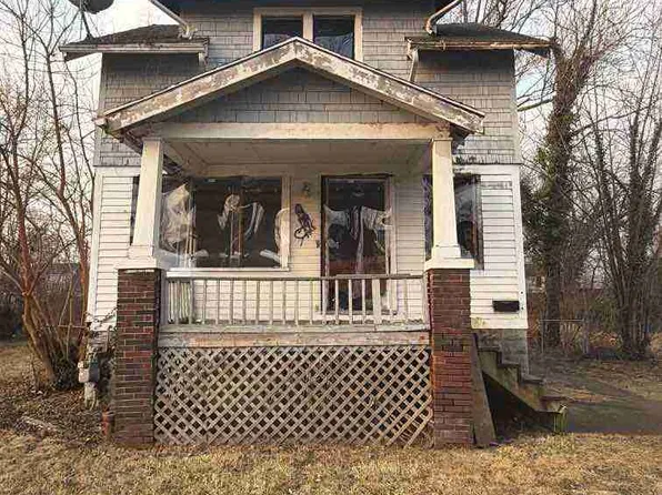 9221 Woodhall St, Detroit, MI 48224