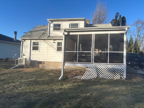 2nd image of 1417 Elmwood Ave