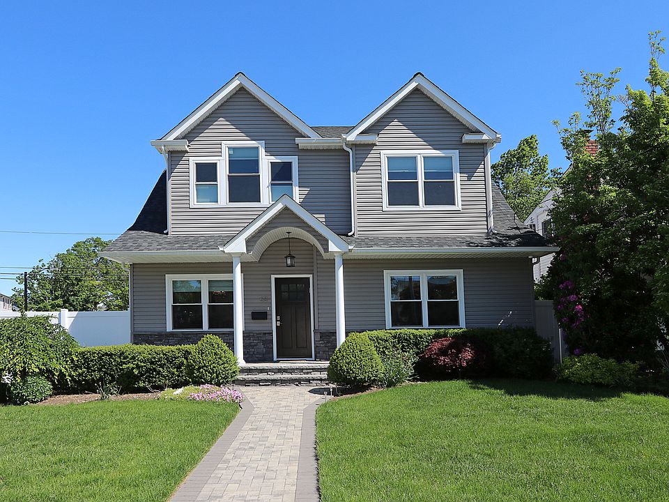 1st image of 60 Audrey Ave