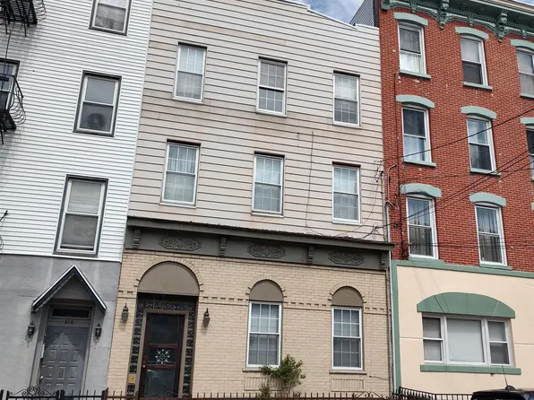 316 3rd St, Jersey City, NJ 07302