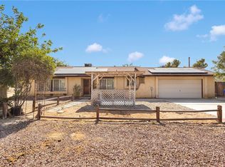 14122 Pawnee Rd, Apple Valley, CA 92307