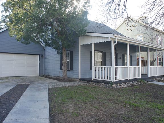 3rd image of 710 Heritage Pl