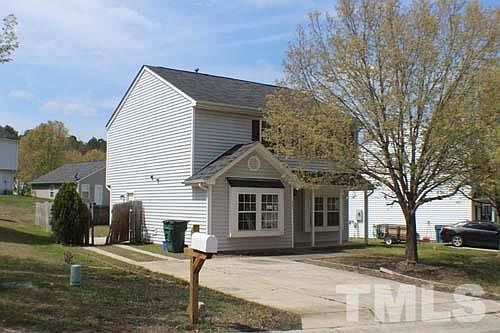 2nd image of 111 Saddle Creek Ln