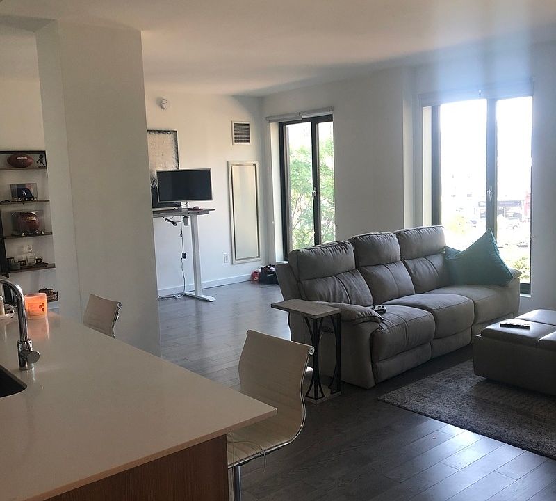 1st image of 11-39 49th Ave #321