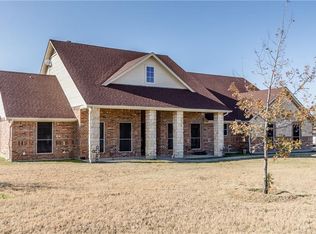 114 Crestwood Ln, Springtown, TX 76082