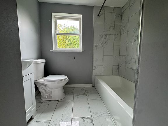 5th image of 75 Hillside Ave #B-1