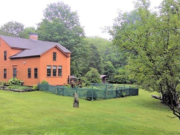 2nd image of 118 South St