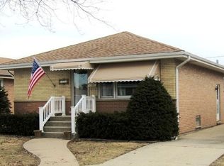 3731 Hawthorne St, Schiller Park, IL 60176