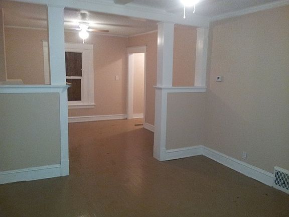 3rd image of 2533 Kensington Ave