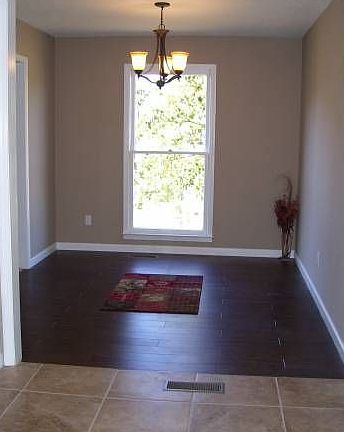 5th image of 5531 Wood Creek Dr