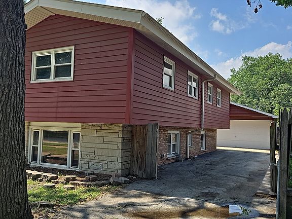 5th image of 15134 Hastings Dr