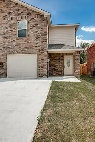 909 Parkplace Rdg Photo 1