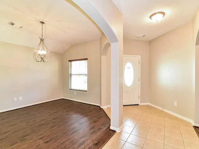 19607 Buckland Park Dr — Photo 2
