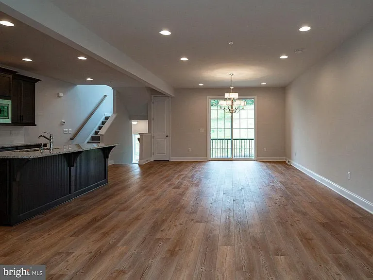 1367 Station House Ln — Photo 9