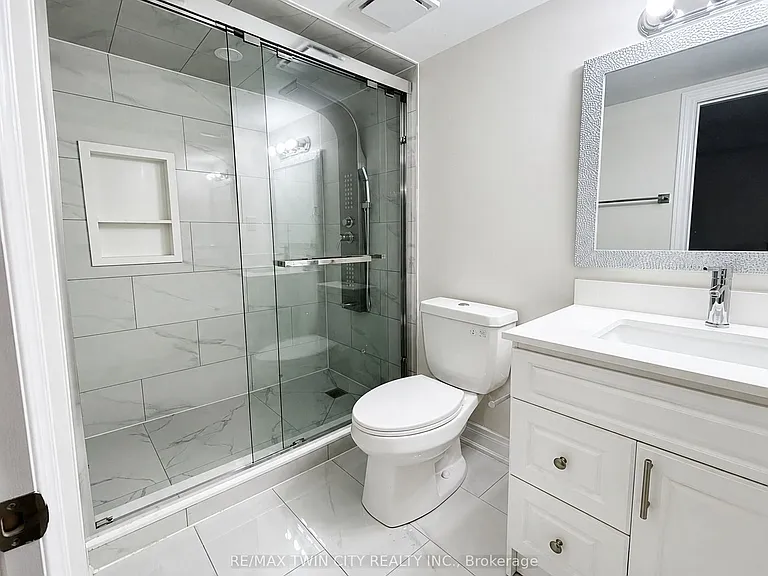 423 Tealby Cres #BASEMENT — Photo 11