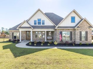 105 Dewberry Trl, Kathleen, GA