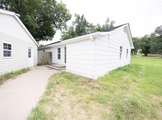 123 S McCord Rd, Ponca City, OK 74604