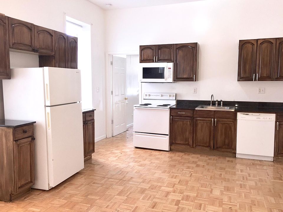 1st image of 2745 Pestalozzi St #1