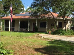 1409 Highway 98 E, Carrabelle, FL 32322