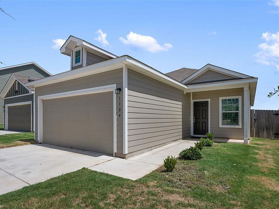 1st image of 1104 Cattail Ln