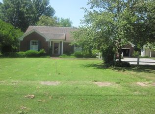 1113 Second St, Inverness, MS 38753
