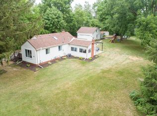 508 Eagle Lake Ave, Mukwonago, WI 53149