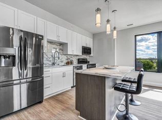 907 Winter St NE #204, Minneapolis, MN 55413