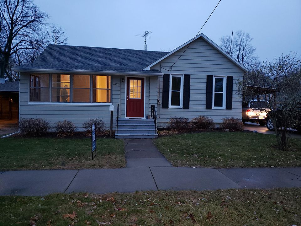 1st image of 1425 Morton Ave