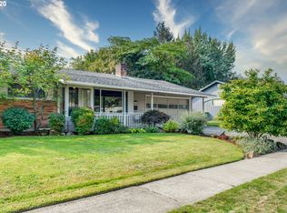 11560 SW Camden Ln, Beaverton, OR 97008