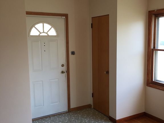 5th image of 6747 Nevada Ave