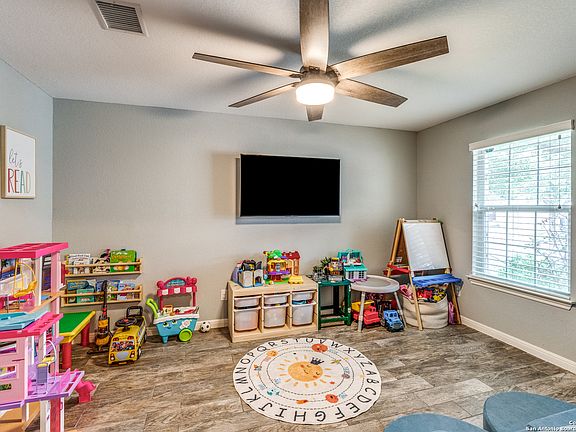 5th image of 8011 OAKMONT DOWNS