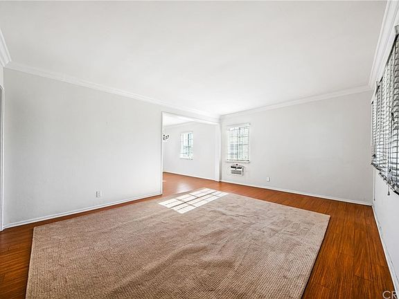 3rd image of 1708 S Crescent Heights Blvd