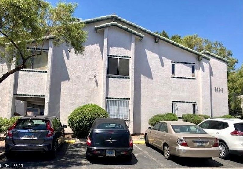 1st image of 2470 Old Forge Ln APT 51