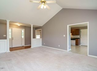 102 Westlake Dr, Wendell, NC 27591