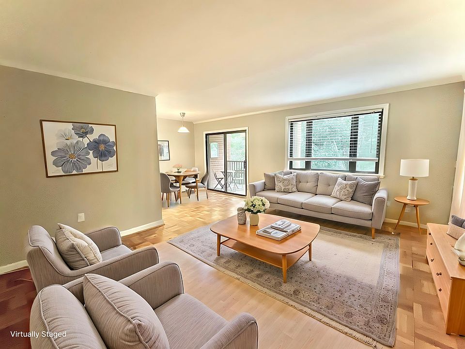 Virtual Staging of the Living Room - example furnishing arrangement