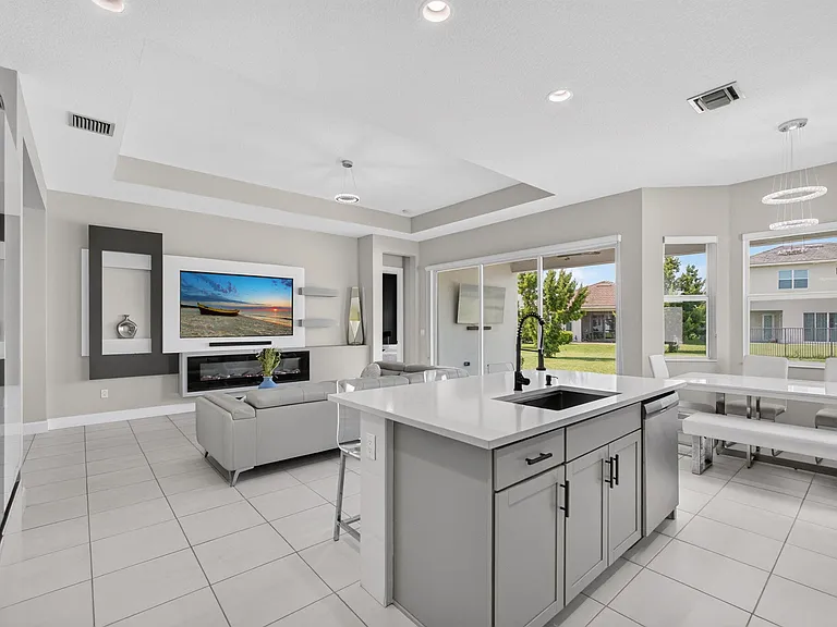 16293 Melogold Dr — Photo 20