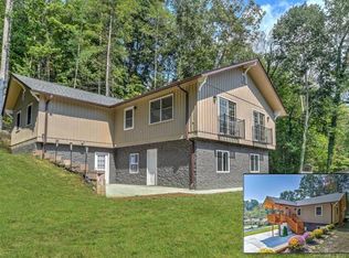207 Beechwood Lakes Dr, Hendersonville, NC 28792