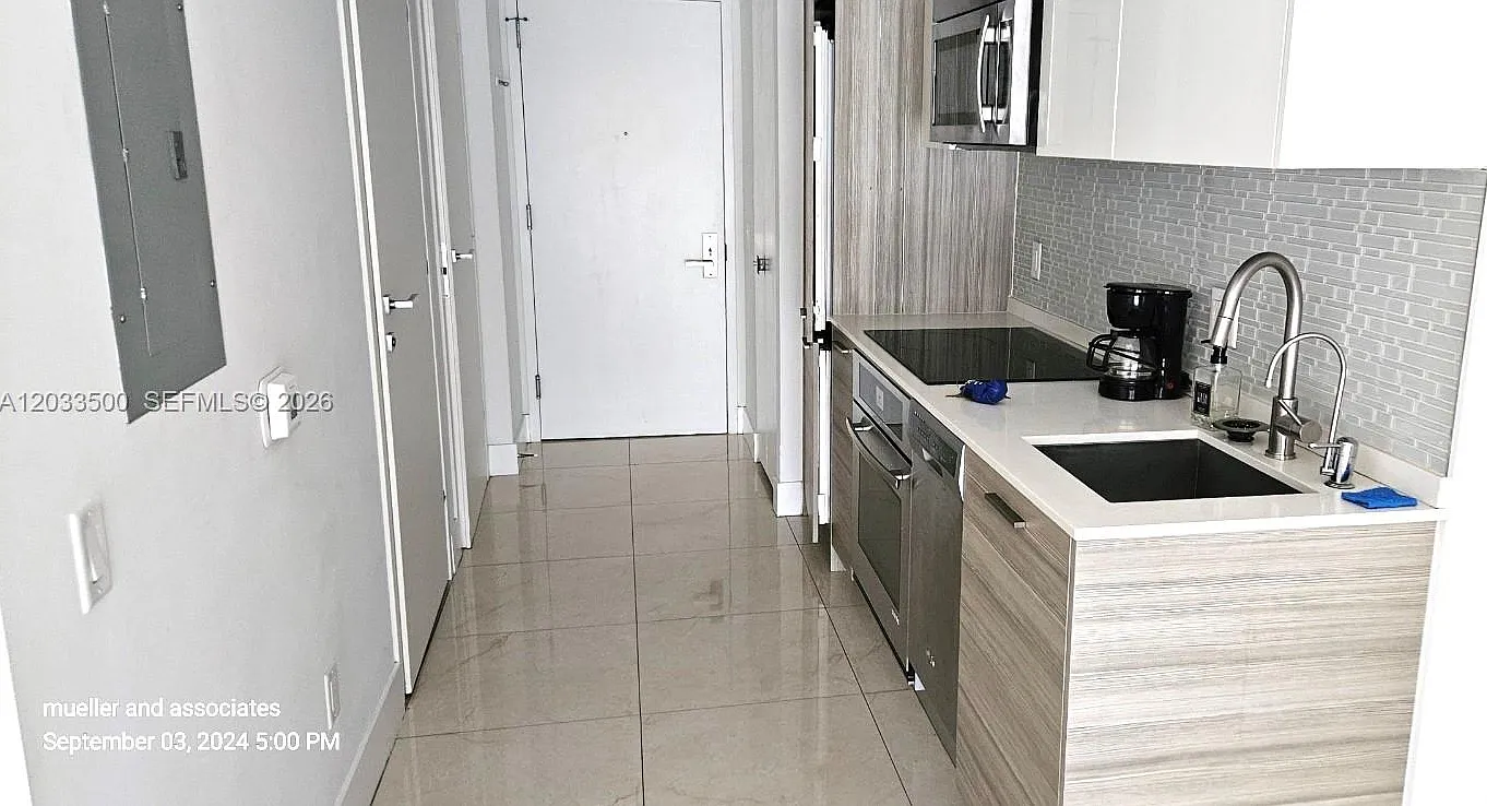 Studio, 362 sqft, $2,500 — Photo 1