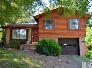 1714 Pioneer Dr, Newton, NC 28658