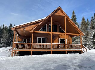 20 Rabbit Run Rd, Pittsburg, NH 03592