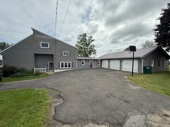 444 Manwaring Rd, Pulaski, NY 13142