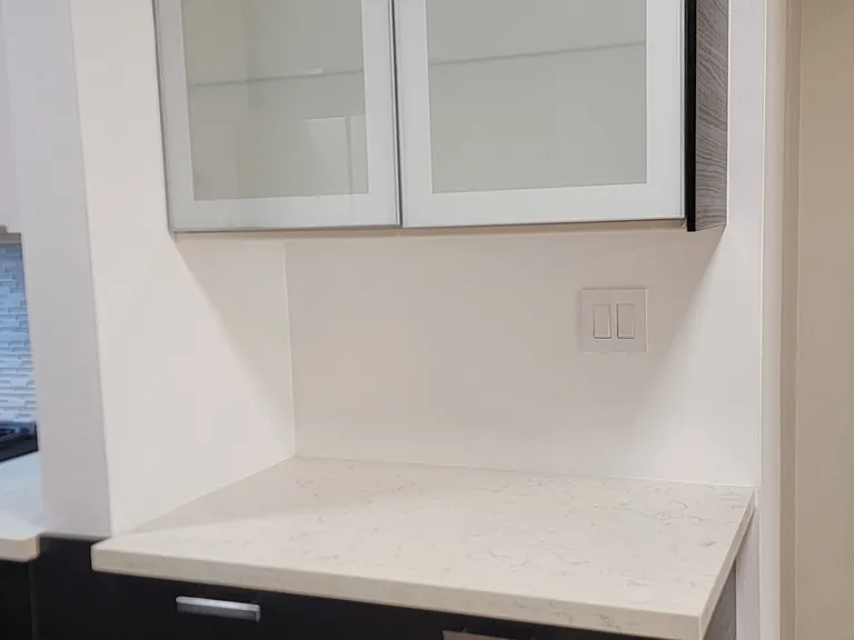 1020 Granville Ave #103 — Photo 17