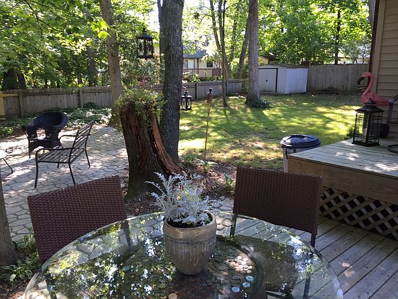 3rd image of 6168 Rogue River Meadows Dr NE
